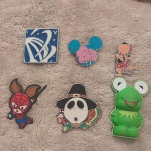 Disney trading pin lot assortment of theme park/NBC / marvel